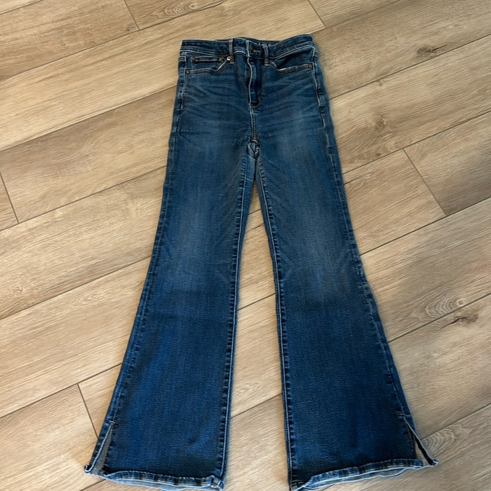 American Eagle, super high-rise flare